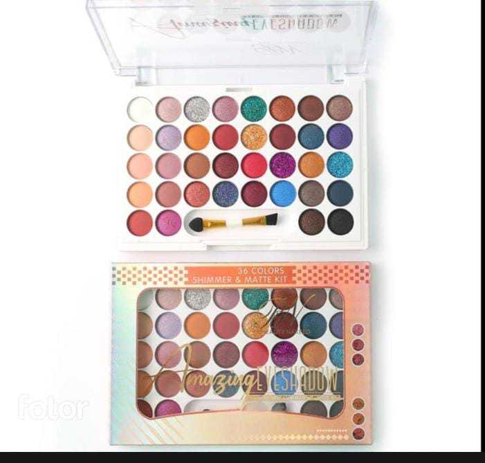 Gorgeous Me Eyeshade Kit